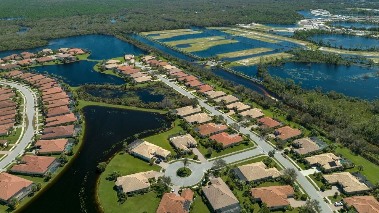 Why Zoning and Location Requirements Matter - Florida Land Loans for Zoned SFR Lots Why Zoning and Location Requirements Matter - Florida Land Loans for Zoned SFR Lots