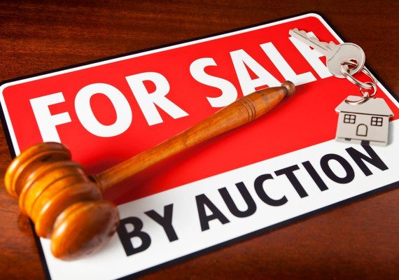 Can You Stop a St. Petersburg Foreclosure Before the Auction?