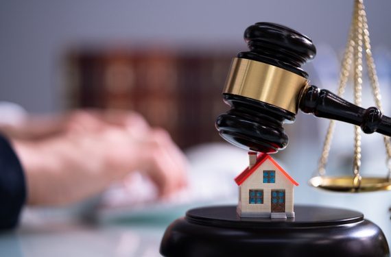 Can You Stop a Tallahassee Foreclosure Before the Auction?