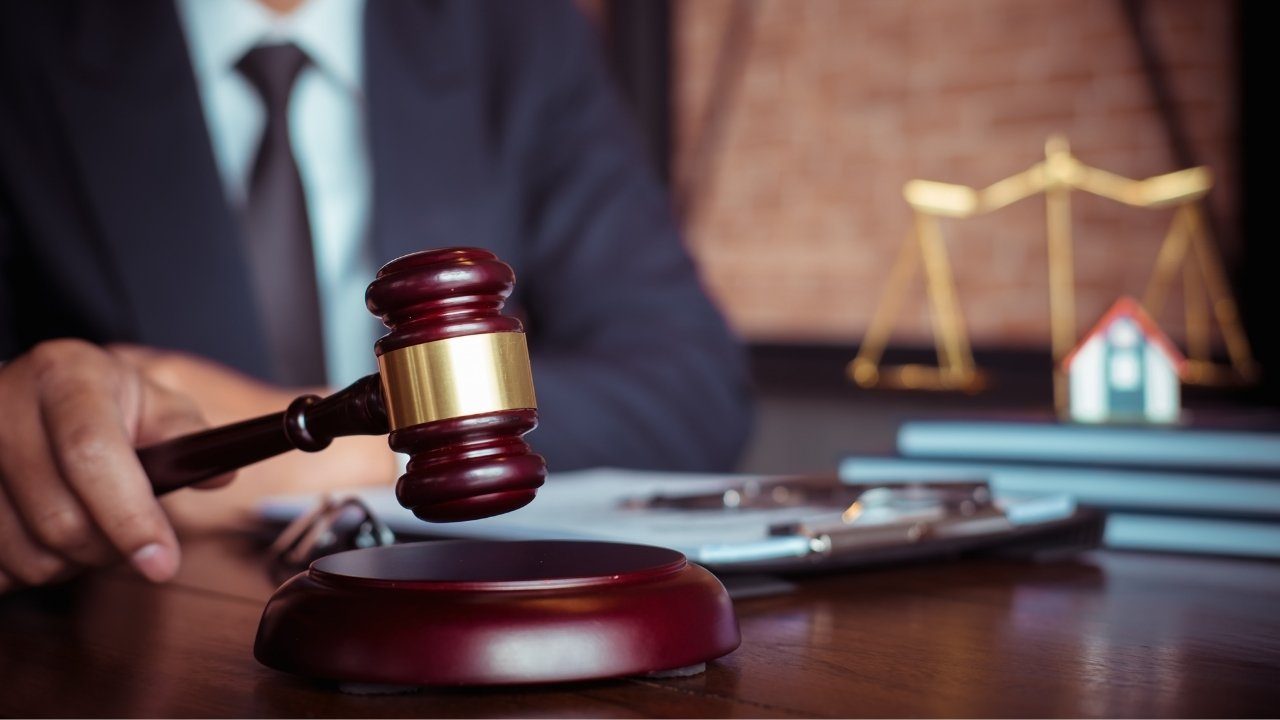 What Happens at a Foreclosure Auction and Can You Still Save the Property?